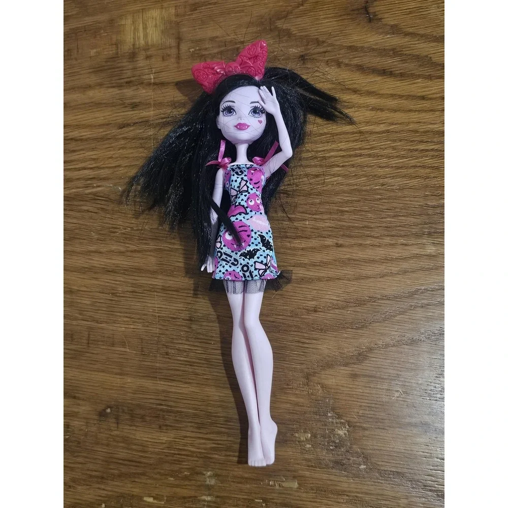 Draculaura Monster High Fashion Doll Black Hair Pink Dress 2013 Toy Play Gift